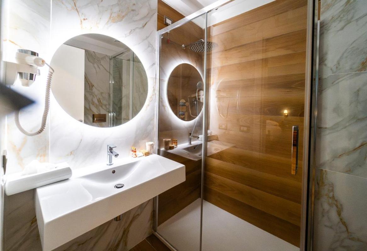 Hotel Pierfaone Abriola エクステリア 写真