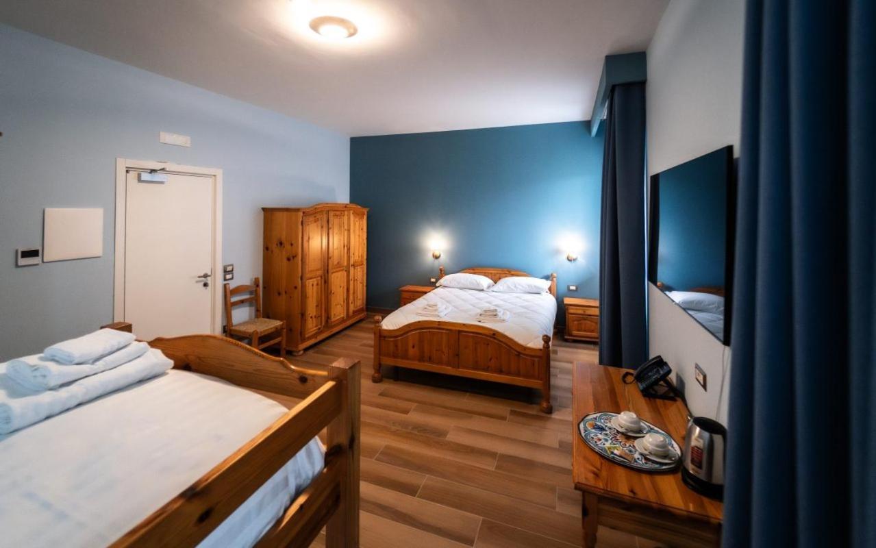 Hotel Pierfaone Abriola エクステリア 写真