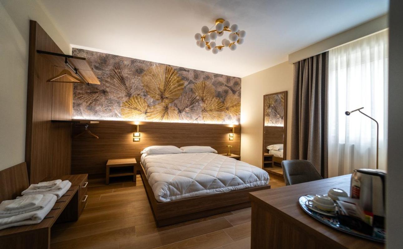 Hotel Pierfaone Abriola エクステリア 写真